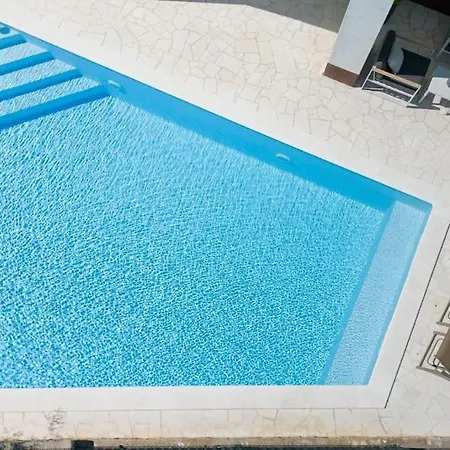 Luxury Villa, 40 Sqm Heated Private Pool, Gym, Seaview, 200m To Beach, 7 Bedrooms Villa *