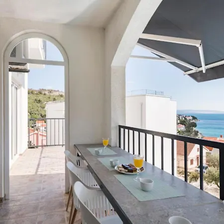 Luxury Villa, 40 Sqm Heated Private Pool, Gym, Seaview, 200m To Beach, 7 Bedrooms Villa